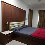 White Villa Suites