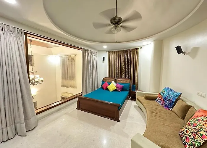 White Villa Suites