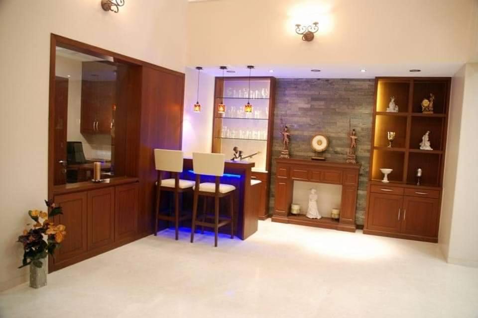 White Pune